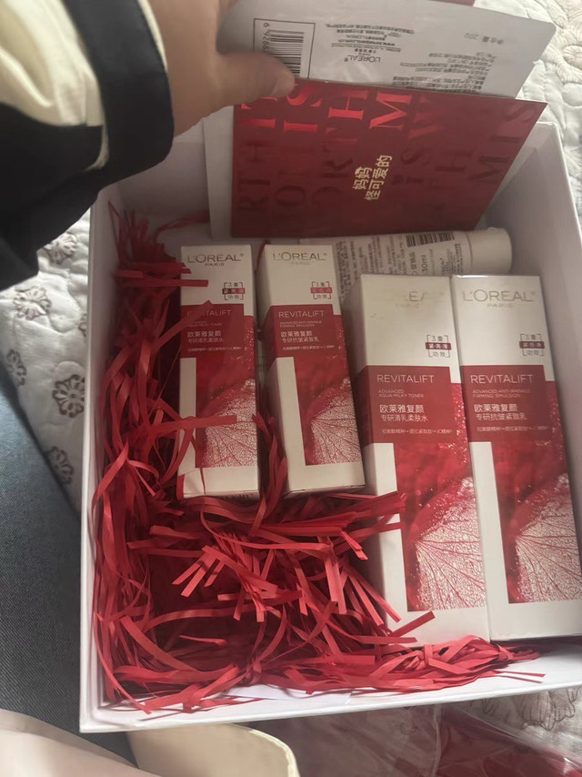 欧莱雅洗面奶：清洁与护肤的双重体验