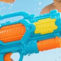 夏季玩水，选哪种水枪最爽？