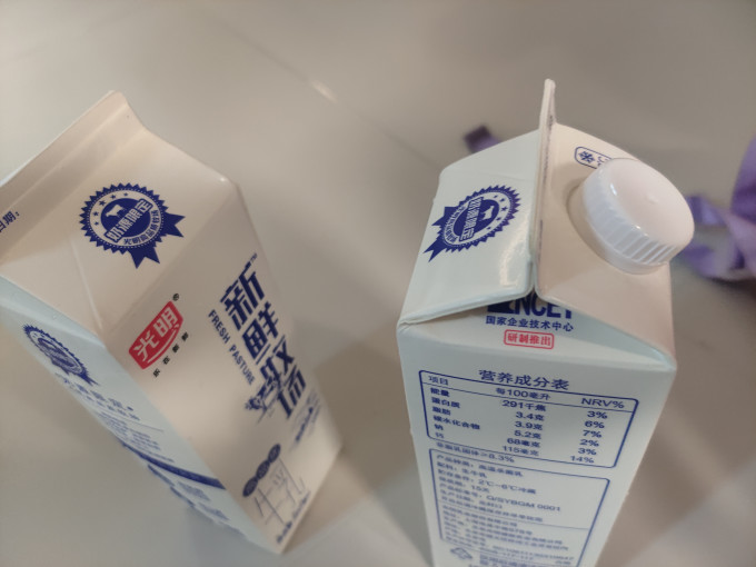 光明常温牛奶