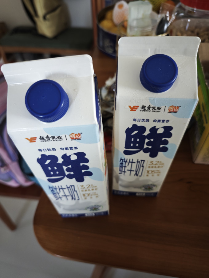 辉山低温牛奶