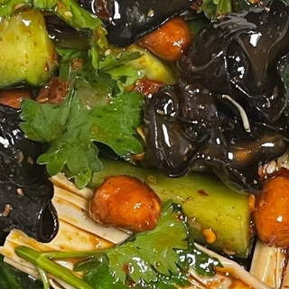 天热没胃口？试试这个5分钟搞定的酸辣凉拌菜！