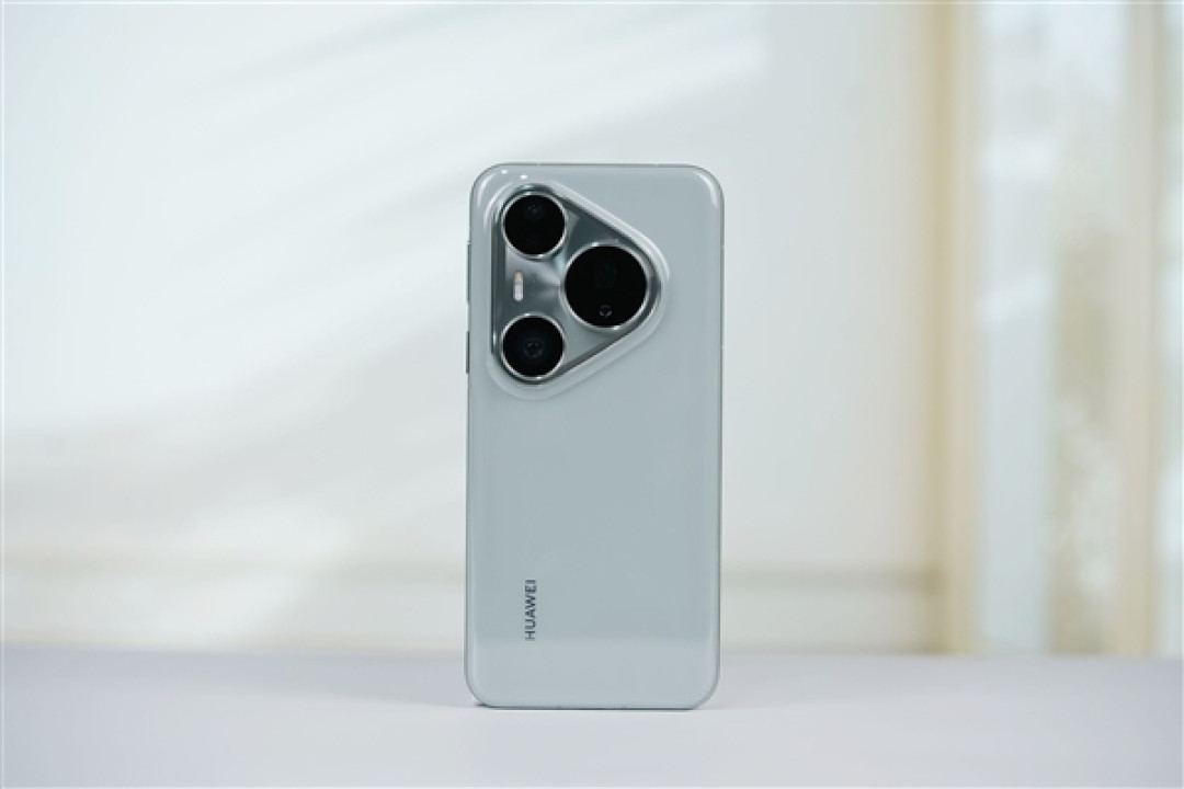 1英寸摄像头太夸张!华为Pura 80 Pro+釉青图赏
