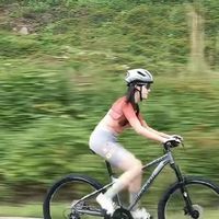 我最近挖到一辆帅到炸街的户外神器——玛莎拉蒂铝合金山地自行车