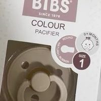 奶嘴：婴儿成长的重要伙伴