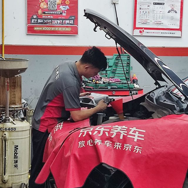 爱车保养选壳牌机油