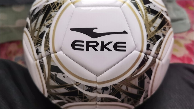 618挖到宝鸿星尔克足球太香了