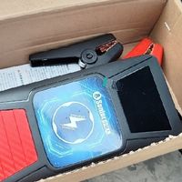 小能人汽车应急启动电源充气泵一体机测评