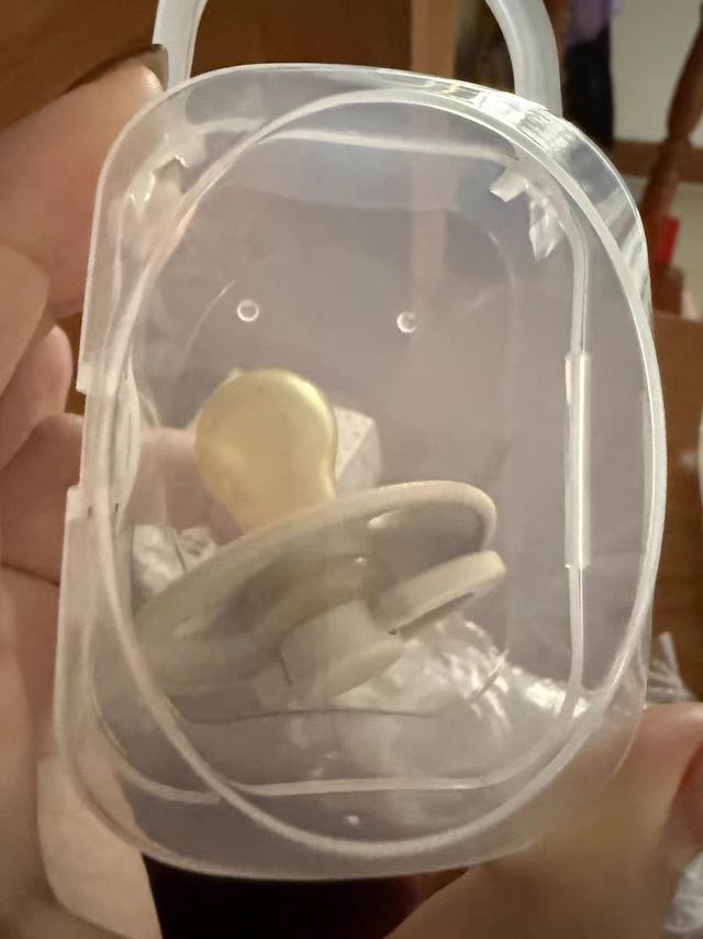 宝宝离不开的神奇奶嘴！