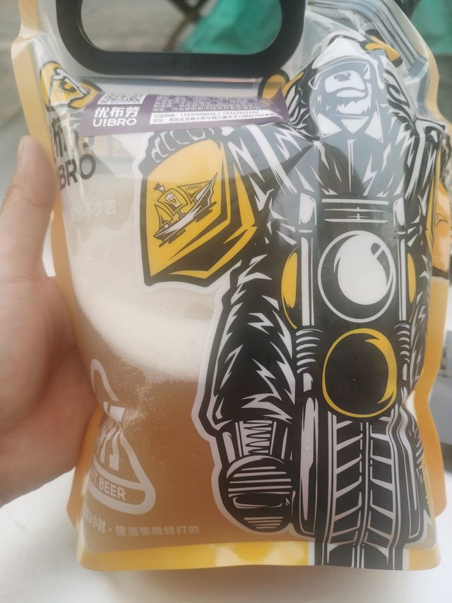 第一次喝优布劳重机小麦啤酒