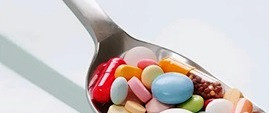 卢可替尼乳膏 vs. 光疗：白癜风联合治疗的新选择