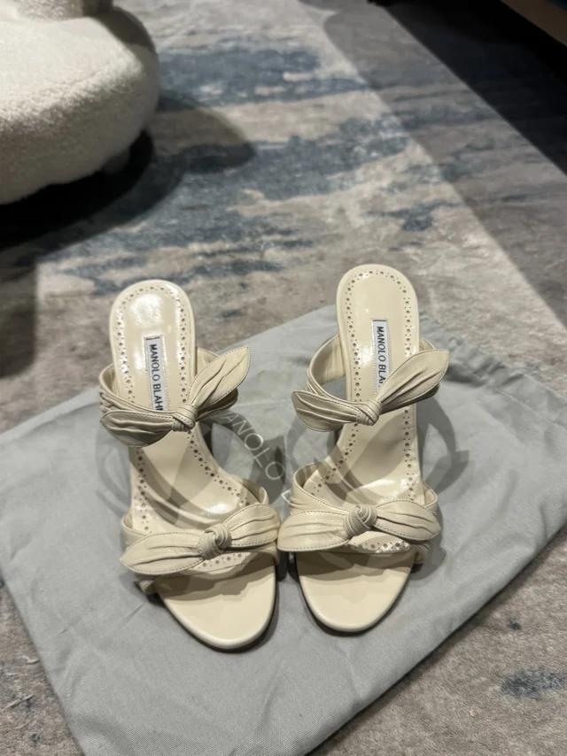 仙女的Manolo Blahnik🦋