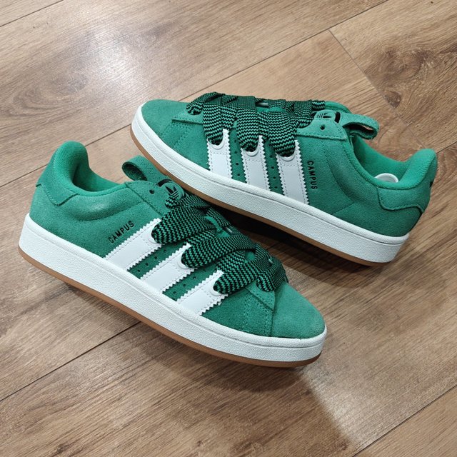 Adidas Campus 00s，时尚复古潮流面包鞋