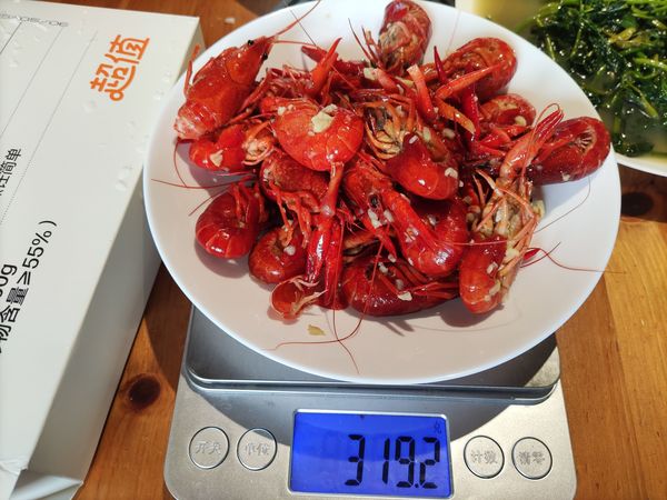 千万别把小龙虾当肉来吃
