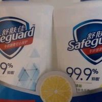 舒肤佳抑菌洗手液：纯白与柠檬的清新守护，99.9%的健康承诺