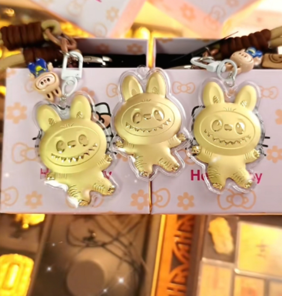 深圳水贝“黄金版Labubu”持续走热 律师警示：已构成侵权_黄金首饰_什么值得买