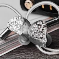 「打破传统的女毒爽塞」丽弦VSA-MAX虚空银狩动圈入耳式耳机体验