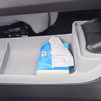 适用25款蔚来ES6EC6ET5T中控下储物盒收纳箱车内装饰好物用品配件