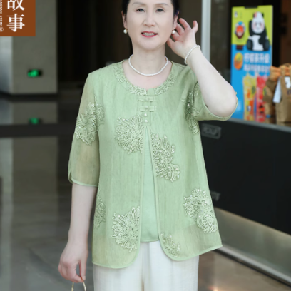 江南故事妈妈夏季宽松两件套：优雅与舒适的完美融合