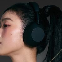 索尼WH-1000XM6深度评测：AI降噪碾压AirPods Max，弹性耳垫革新佩戴却陷高价争议