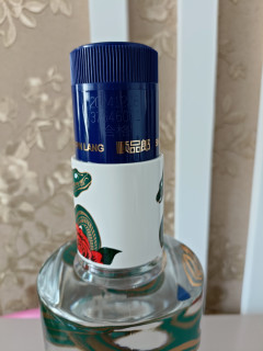 618选酒新宠：郎酒蓝顺蛇年纪念酒