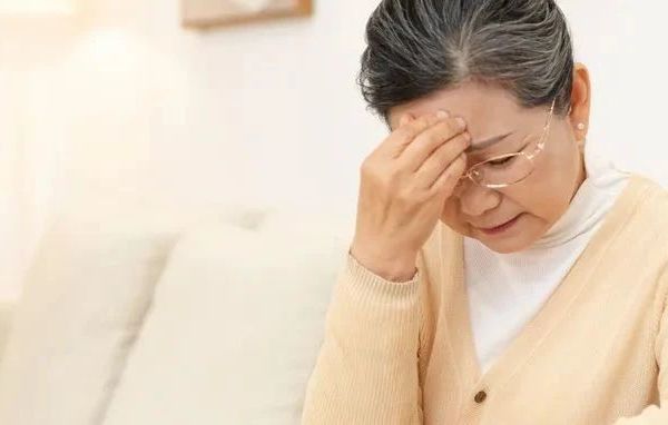 原来入睡难早醒是缺它！吃对「睡眠镁」倒头秒睡，睡得更香甜 | 营养素专栏（141）