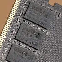 倒挂！停产预期下DDR4现货均价于两倍DDR5！