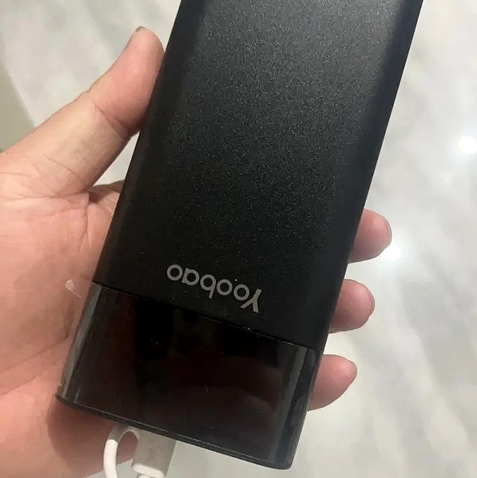 羽博移动电源