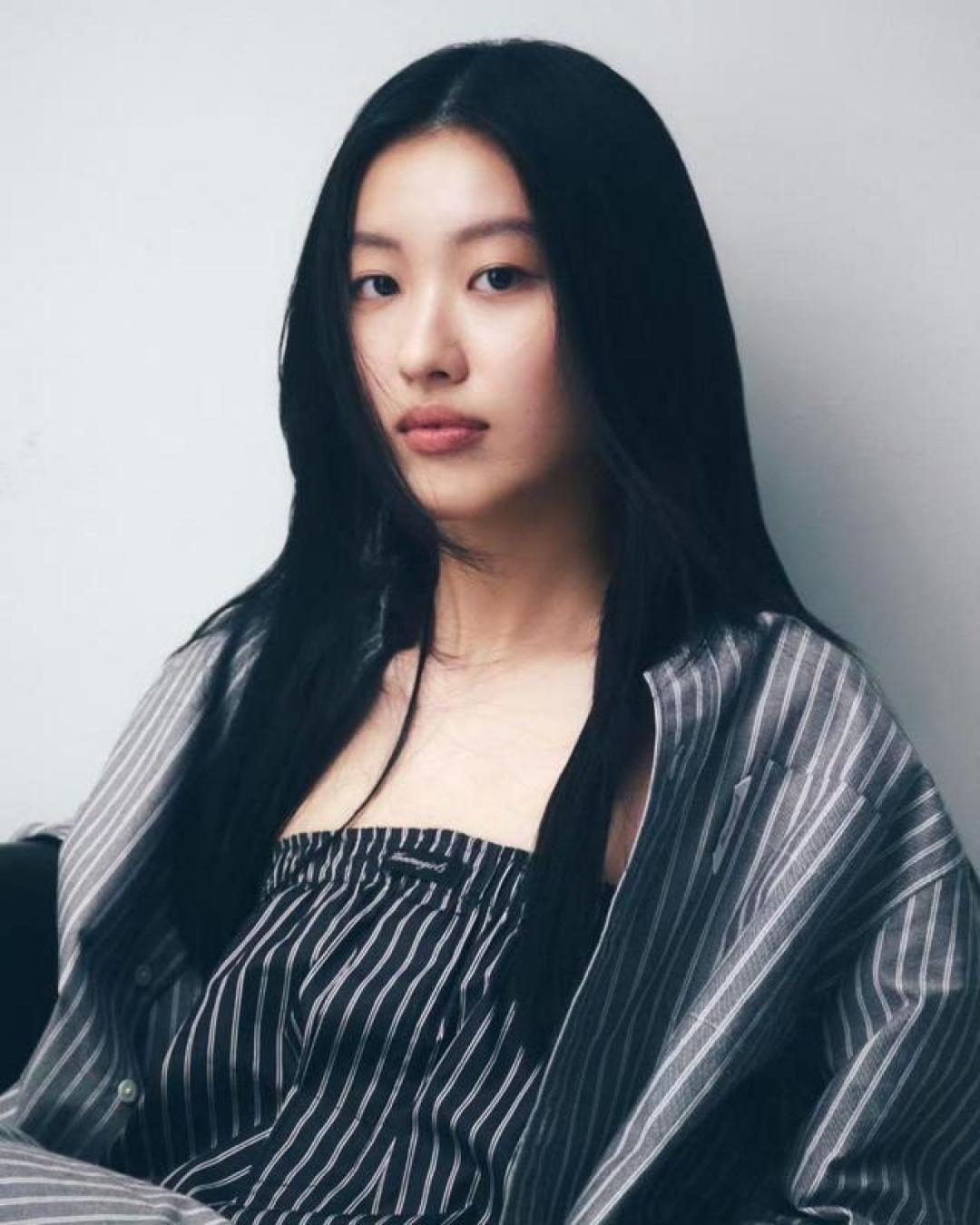 陈奕迅爱女签约华纳闯乐坛 星二代出道引争议 父亲态度180度转变成亮点
