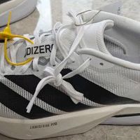 阿迪达斯ADIZERO BOSTON 13 M：专业跑者的速度利器