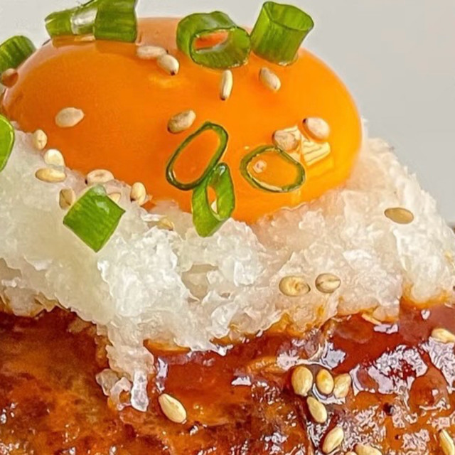 高温下的美食挑战，记录你尝试的夏日特色小吃和餐厅