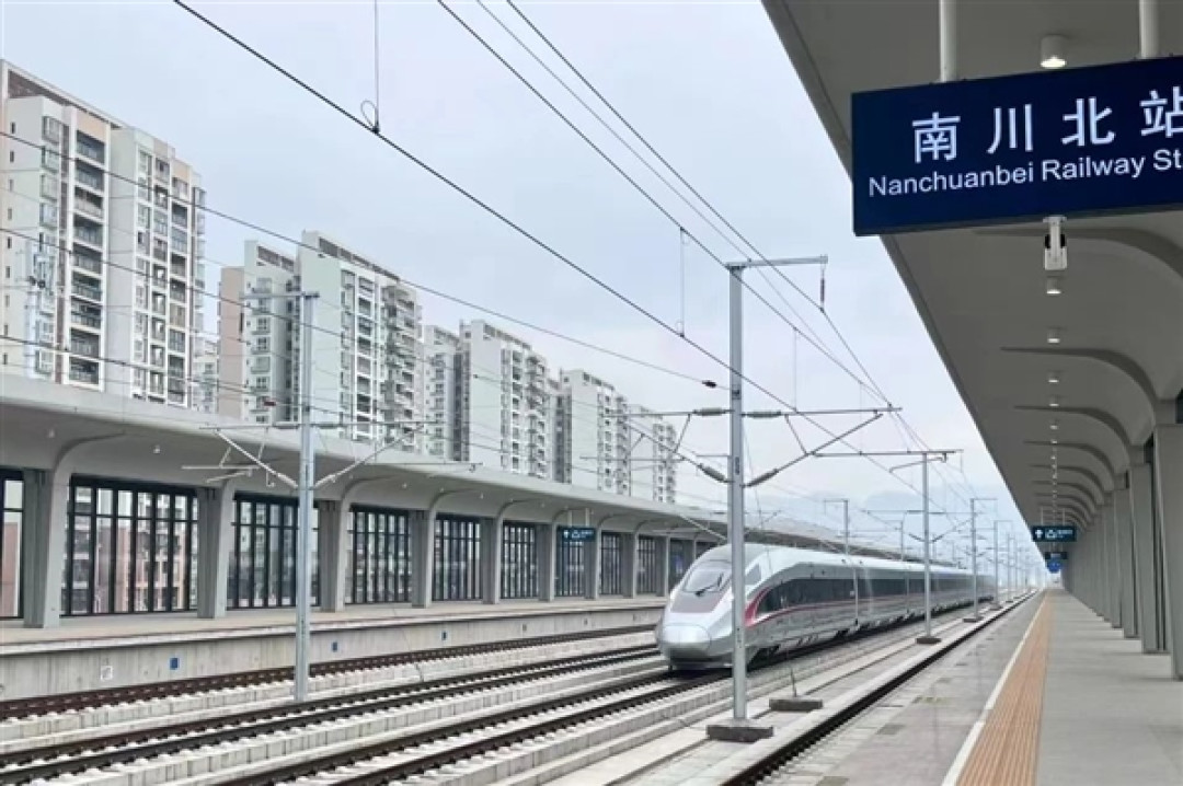 又一时速350公里高铁明天开通:重庆到长沙不到4小时
