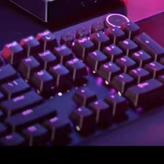 雷蛇幻彩调音台：多功能音频处理