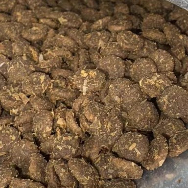 喵彩猫粮，猫咪的美味选择