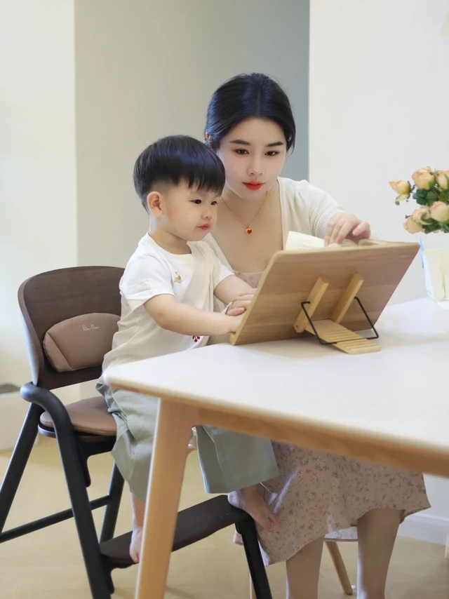 新手妈妈必入 | 可用到20岁的成长椅太香了
