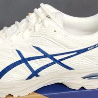 Asics Gel-Flux 4：城市通勤跑步鞋