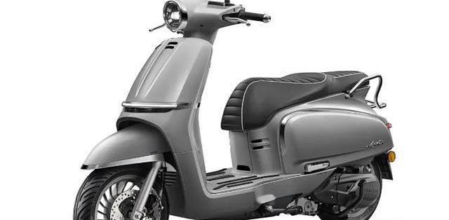 春风150aura复古踏板11980元起售自研水冷引擎配置争议挑战本田pcx