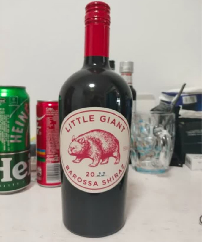 红葡萄酒
