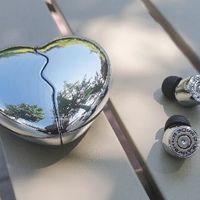 会唱歌的爱心小珠宝，通勤降噪 + 续航全拿捏，ZIIM 耳机如何把拥挤早高峰变成治愈时刻