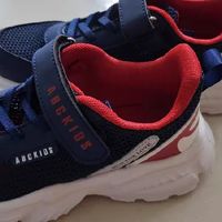 运动透气网鞋，好穿舒适的潮流选择