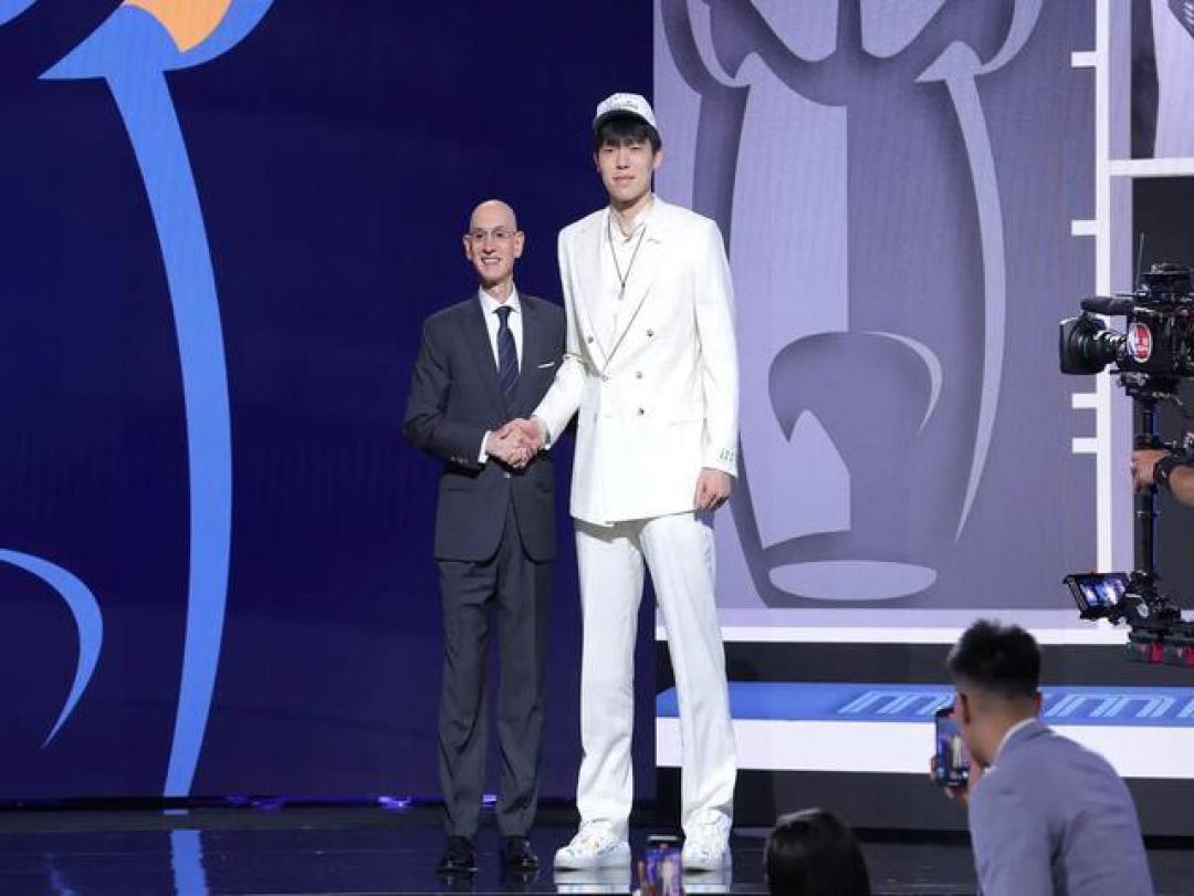 杨瀚森16顺位逆袭：天赋异禀的中国约基奇如何打破NBA选秀天花板