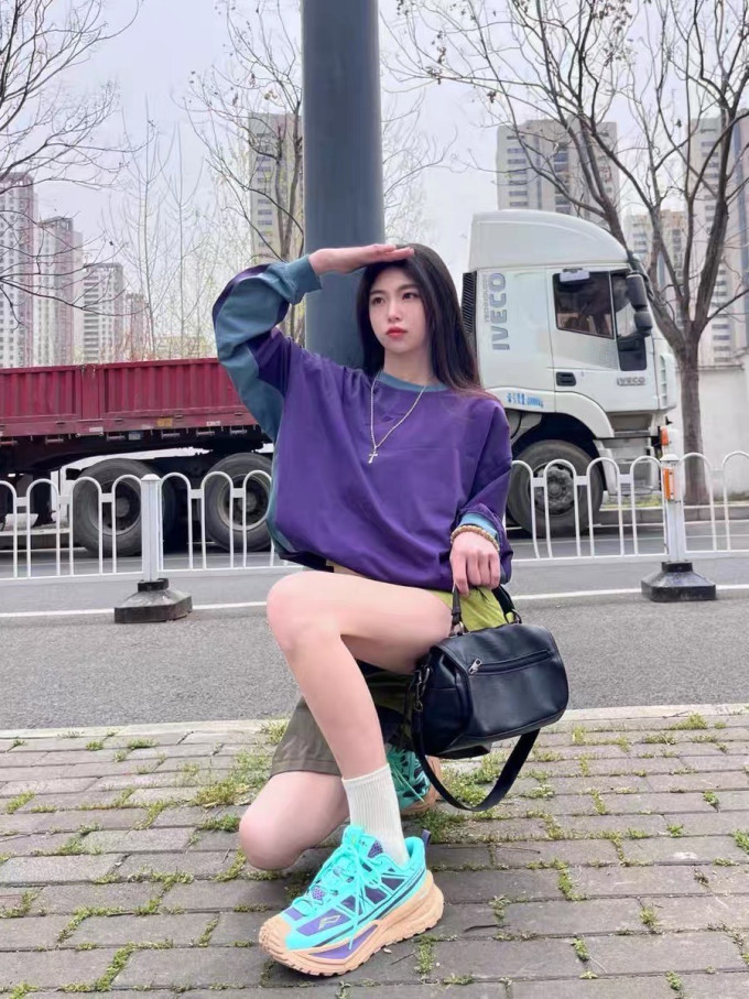李宁休闲运动鞋
