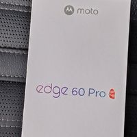 翻车翻到姥姥家的摩托罗拉edge 60pro