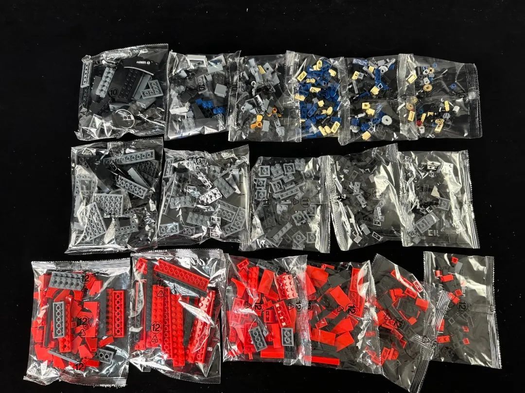 【开箱】冷战铁幕下的末日武器:潘洛斯941型核潜艇开箱测评!