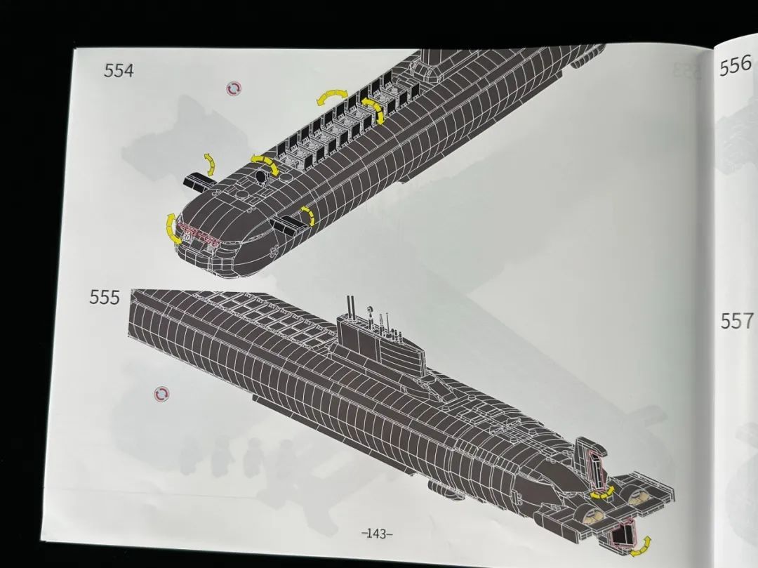 【开箱】冷战铁幕下的末日武器:潘洛斯941型核潜艇开箱测评!