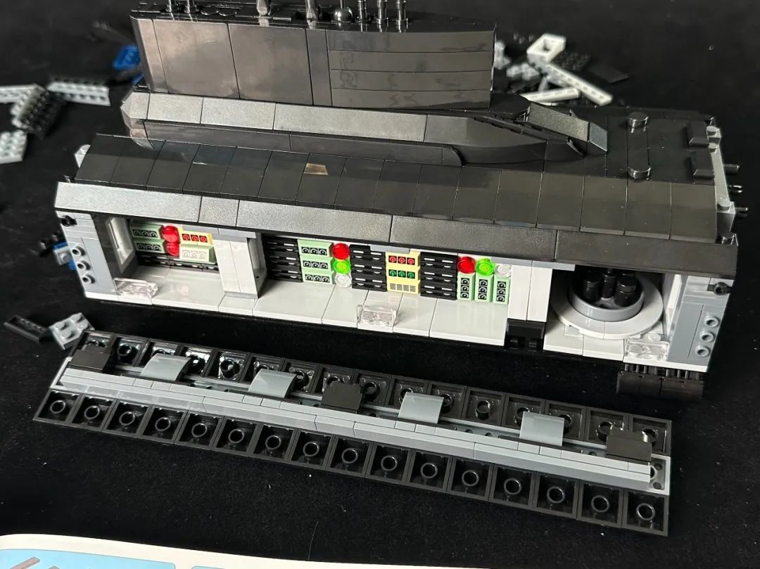 【开箱】冷战铁幕下的末日武器:潘洛斯941型核潜艇开箱测评!