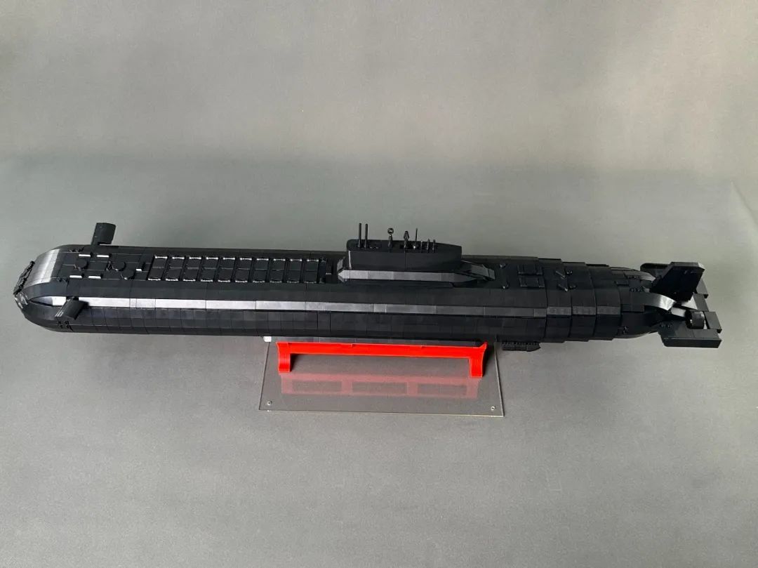 【开箱】冷战铁幕下的末日武器:潘洛斯941型核潜艇开箱测评!