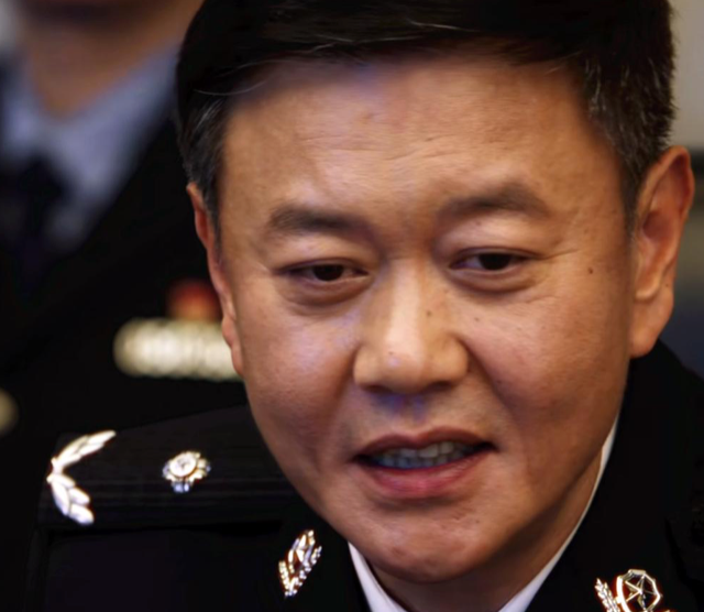 《以法之名》：明枪易躲，暗盾难防！许言午这把“影子刀”真狠！