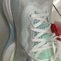 【李宁超轻22跑鞋深度测评：体测跳绳的轻量利器】
