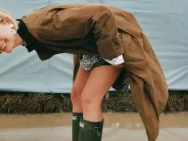 今天来解决一个痛点：下雨天穿什么鞋？