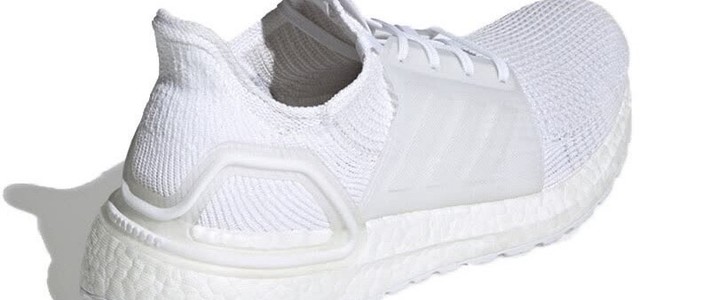 阿迪达斯Ultraboost系列绝对是一颗璀璨明星，值得深情推荐。